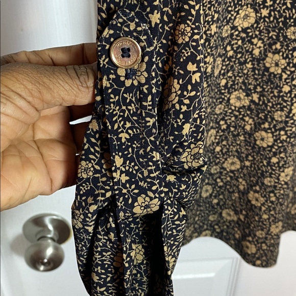 Michael Kors floral-print blouse featuring a zippered chain-detail neckline XL - Picture 6 of 7